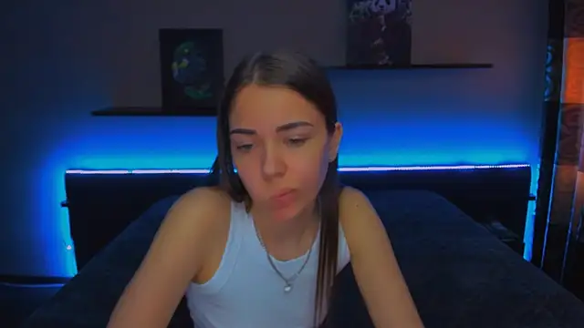 Snapshot of AlexaBarkley chatting on February 27, 6:24 am AlexaBarkley online show from February 27, 6:24 am