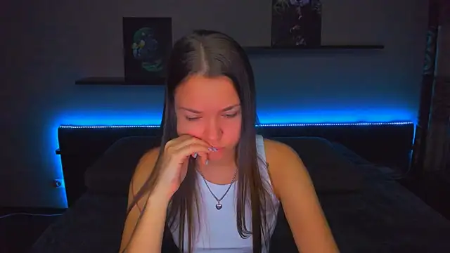 Snapshot of AlexaBarkley chatting on October 27, 12:22 am AlexaBarkley online show from October 27, 12:22 am