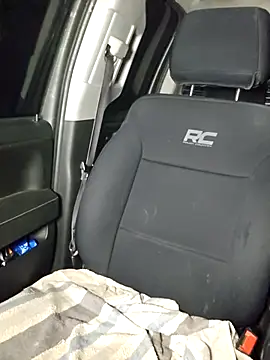 SheIsSomething online show from November 3, 1:55 am