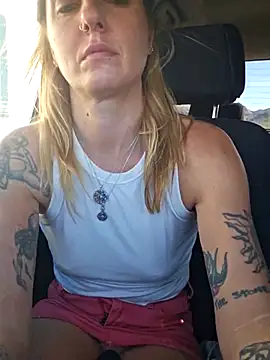 SheIsSomething online show from October 22, 9:57 pm