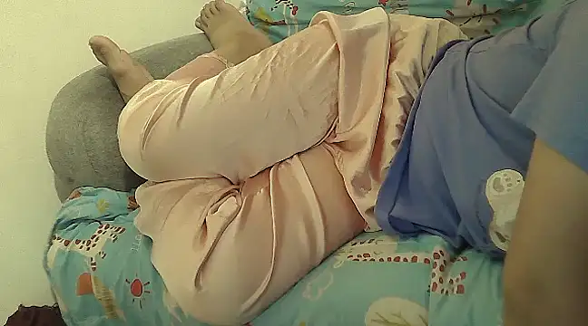 Snapshot of Alexiadreamer chatting on February 19, 4:22 pm Alexiadreamer online show from February 19, 4:22 pm