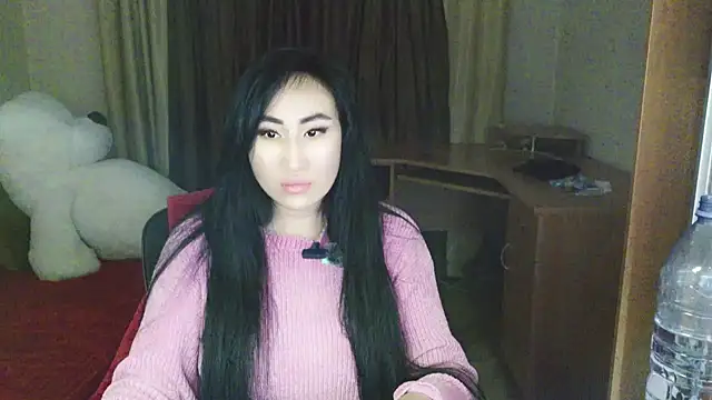 Snapshot of AsianQueens chatting on February 4, 9:20 pm AsianQueens online show from February 4, 9:20 pm