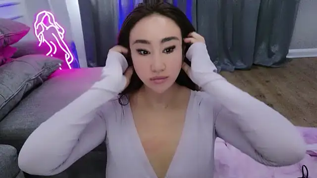 AsianQueens online show from March 21, 8:41 am