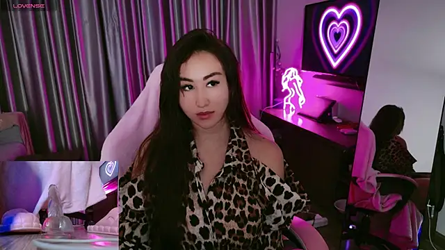 AsianQueens online show from October 31, 3:52 pm