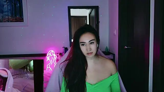 AsianQueens online show from December 18, 11:58 am