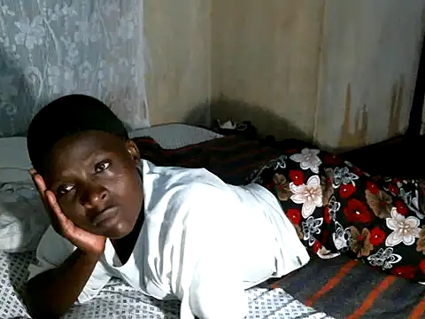 cute-shamza online show from December 15, 4:57 pm