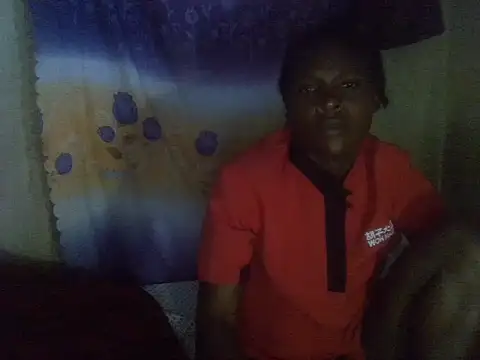 cute-shamza online show from May 28, 4:35 pm