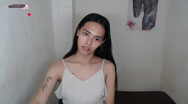 Snapshot of shecutie69 chatting on February 23, 1:02 am shecutie69 online show from February 23, 1:02 am