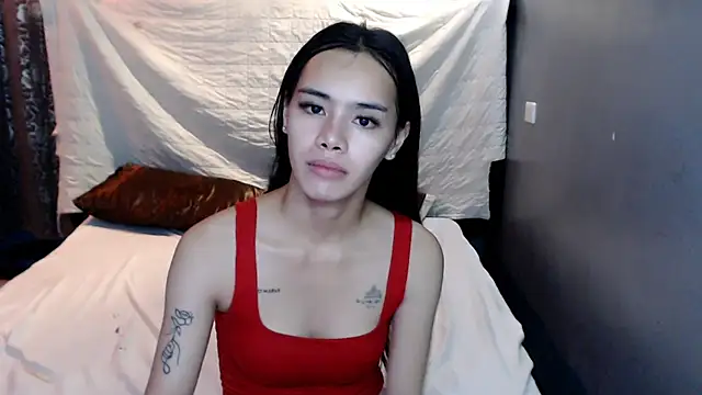 Snapshot of shecutie69 chatting on October 2, 9:29 pm shecutie69 online show from October 2, 9:29 pm