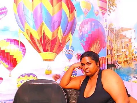 Snapshot of Indianfairy99 chatting on December 14, 12:44 am Indianfairy99 online show from December 14, 12:44 am