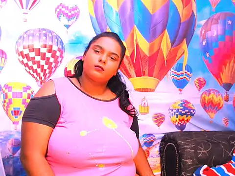 Snapshot of Indianfairy99 chatting on January 22, 10:05 pm Indianfairy99 online show from January 22, 10:05 pm