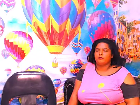 Snapshot of Indianfairy99 chatting on January 23, 1:08 am Indianfairy99 online show from January 23, 1:08 am