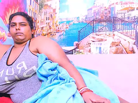 Snapshot of Indianfairy99 chatting on December 20, 1:25 am Indianfairy99 online show from December 20, 1:25 am