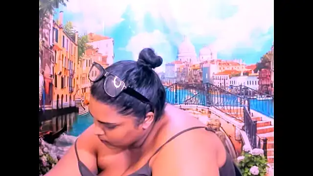 Indianfairy99 online show from December 17, 6:46 pm