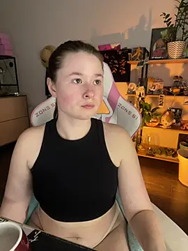 sweetest pie online show from June 3, 11:42 pm