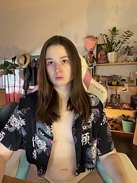 Snapshot of sweetest_pie chatting on November 22, 7:13 pm sweetest pie online show from November 22, 7:13 pm