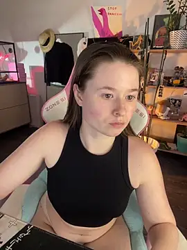 sweetest pie online show from May 20, 6:38 pm