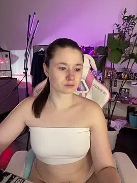 sweetest pie online show from February 22, 9:16 pm