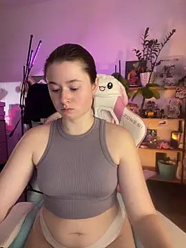 sweetest pie online show from March 12, 6:12 pm