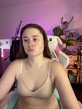 sweetest pie online show from March 1, 5:35 pm