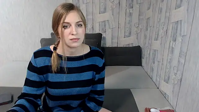 Pilly green  online show from March 14, 5:59 am