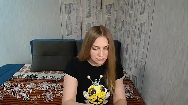 Pilly green  online show from November 27, 7:31 am