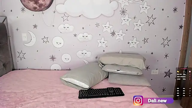 Snapshot of daliz_20_z chatting on October 16, 5:49 am daliz 20 z online show from October 16, 5:49 am