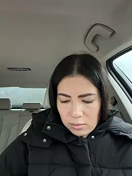 Snapshot of clairewntr chatting on February 20, 4:20 pm clairewntr online show from February 20, 4:20 pm