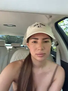 clairewntr online show from June 26, 10:32 am