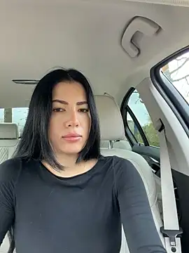 clairewntr online show from April 5, 11:28 am