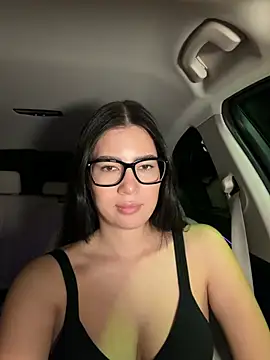 clairewntr online show from January 11, 8:38 pm