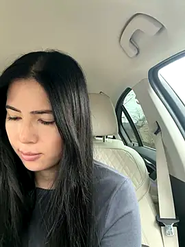 clairewntr online show from December 3, 11:09 am