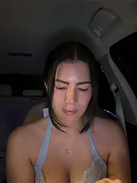 Snapshot of clairewntr chatting on March 2, 9:11 pm clairewntr online show from March 2, 9:11 pm