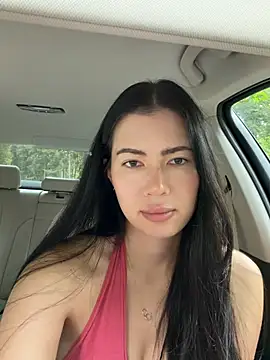 clairewntr online show from May 7, 1:47 pm
