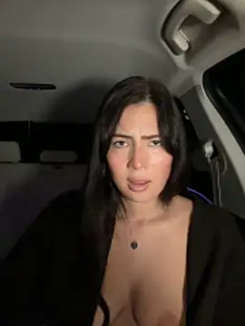 clairewntr online show from November 13, 9:51 pm