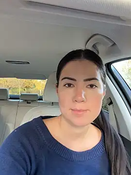 clairewntr online show from November 5, 1:03 pm