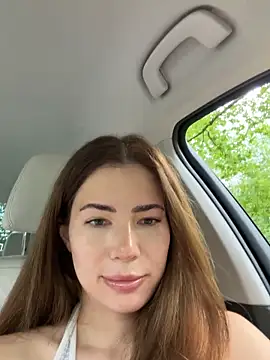 clairewntr online show from June 2, 4:40 pm