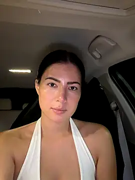 clairewntr online show from October 16, 9:45 pm