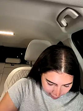 clairewntr online show from October 4, 6:53 pm