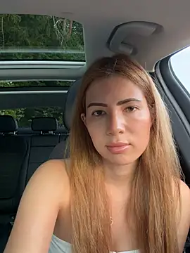 clairewntr online show from July 14, 6:47 pm