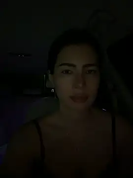 clairewntr online show from April 23, 8:21 pm