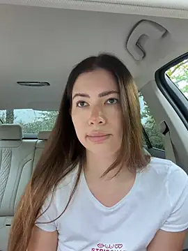 clairewntr online show from May 18, 2:00 pm