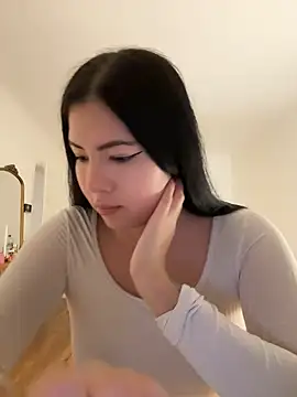 clairewntr online show from January 15, 4:11 pm