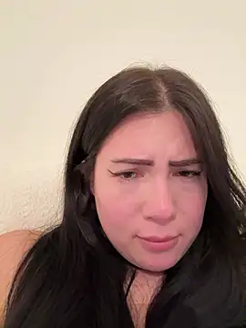 clairewntr online show from March 8, 9:08 pm