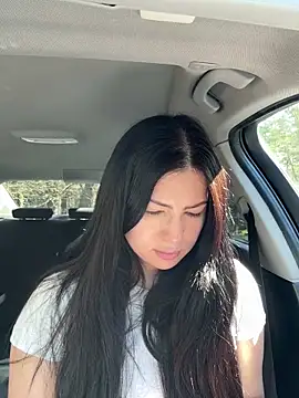 clairewntr online show from March 21, 11:55 am