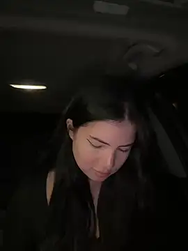 clairewntr online show from March 4, 9:43 pm