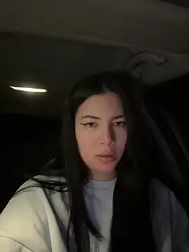 clairewntr online show from March 6, 10:58 pm