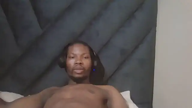 Snapshot of Malibongwe17 chatting on January 8, 10:32 am Malibongwe17 online show from January 8, 10:32 am