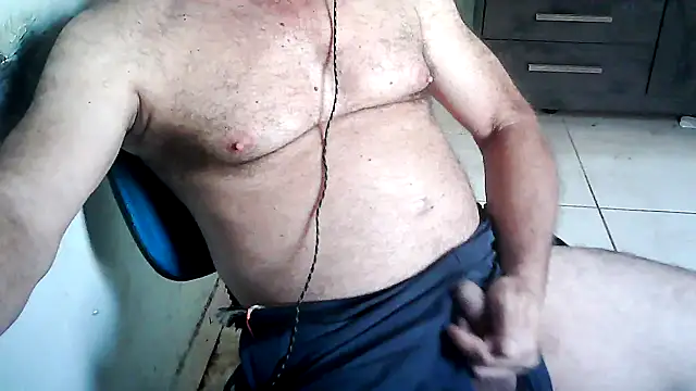 eduar570 online show from April 7, 7:15 pm