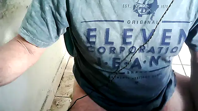 eduar570 online show from April 14, 12:43 pm